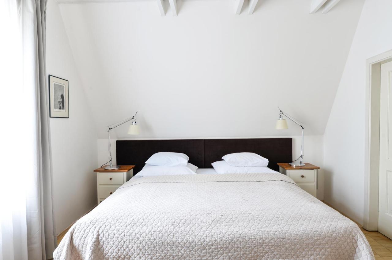 Eclectic Loft Royal Way Apartment Prague Exterior photo