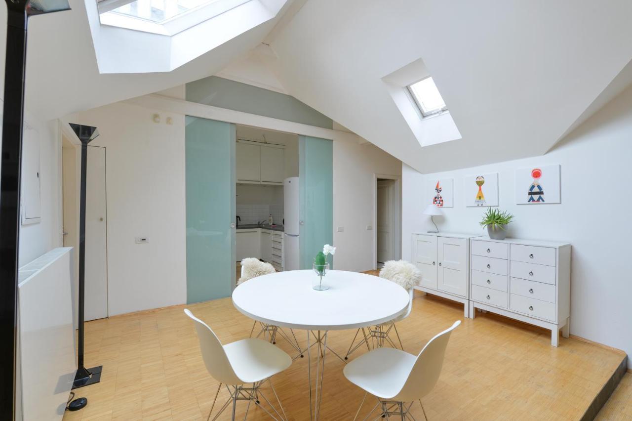 Eclectic Loft Royal Way Apartment Prague Exterior photo